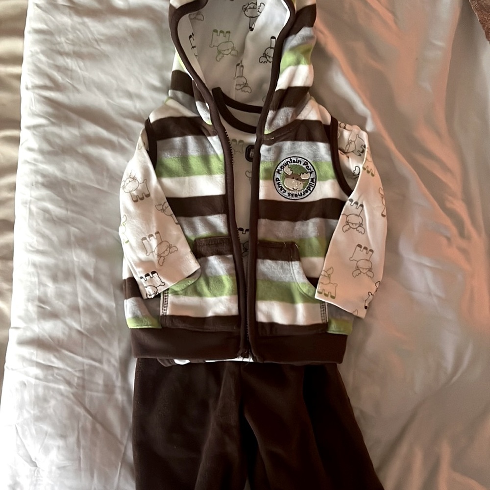 NWOT Baby Boy Moose themed, 3 Piece outfit